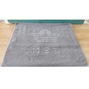 Serviettes d'hôtel en pur coton personnalisées 35x75cm 70x140cm avec broderie de logo pour salons et clubs - Product Image 2