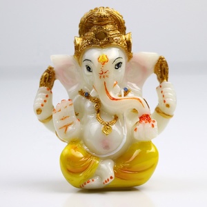 La Benedizione. Statua Colorata <span class=keywords><strong>e</strong></span> Dorata <span class=keywords><strong>di</strong></span> Lord Ganesh Ganpati, Dio Indù dell'Elefante, Realizzata <span class=keywords><strong>in</strong></span> <span class=keywords><strong>Polvere</strong></span> <span class=keywords><strong>di</strong></span> <span class=keywords><strong>Marmo</strong></span> <span class=keywords><strong>in</strong></span> India - Product Image 5