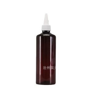 Factory direct stock of 300ml pointed-nose PET plastic <b>bottles</b>, pointed-nose cap ink dispensing <b>bottles</b>, and <b>squeeze</b> oil - Product Image 2