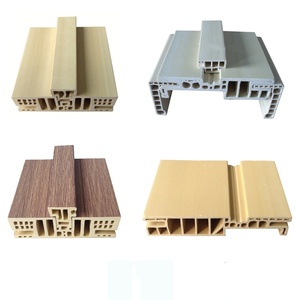 Machine d'extrusion de profilés multifonctionnels en PVC, WPC, <span class=keywords><strong>polystyrène</strong></span> pour cadres de portes creux, architraves, encadrements et jambes, avec double vis motorisée - Product Image 1