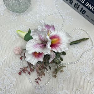 Bouquet d'iris artificiels Floraville, violet, rouge, blanc, fleurs en plastique pour la décoration de la maison, arrangement en vase avec bouteille de recharge de 500 ml - Product Image 4