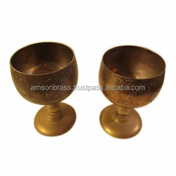 Engraving Design Metal Brass Wine Goblet Antique Finished Small Goblet Golden Plated Brass Wine Goblet