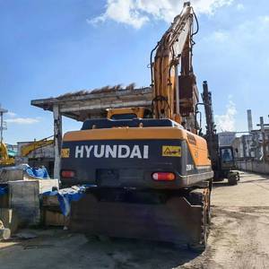 รถขุดไฮดรอลิกมือสองคุณภาพสูง Hyundai 210W-9 ขนาด 21 ตัน พร้อมเครื่องยนต์ Cummins สำหรับงานก่อสร้าง - Product Image 3