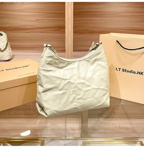 Large-Capacity Genuine Leather Lady Fashion Shoulder <strong>Bag</strong> Zipper Crossbody Strap Soft Underarm Pouch for Women Daily Travel - Product Image 4
