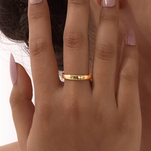 Anello minimalista in acciaio inossidabile PVD placcato <span class=keywords><strong>oro</strong></span> 18K moda <span class=keywords><strong>fede</strong></span> amore inciso matrimoni anelli gioielli anniversario - Product Image 3