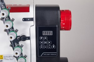 จักรเย็บผ้าอุตสาหกรรม JUKKY JK500-01D ระบบอินเตอร์ล็อค 220V/110V มอเตอร์ไดเร็คไดร์ฟ พร้อมฝาครอบจักร ระบบอิเล็กทรอนิกส์  พร้อมเข็มเย็บ - Product Image 4