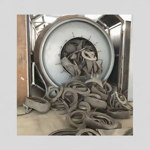 Nouvelle machine de pyrolyse d'huile de four semi-automatique d'une capacité de 10 tonnes pour la fabrication de pneus au rebut pour usine de fabrication - Product Image 1