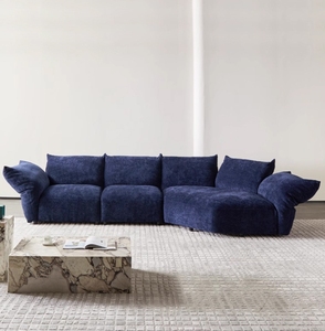 Divano STG in Stile Italiano Moderno e Minimalista, Forma a Petalo in Tessuto Chenille, per Soggiorno, Camera da Letto, Villa, Divano Irregolare in Legno Massello - Product Image 1