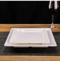Assiette de service en mélamine carrée blanche de 8.5 pouces résistante à la chaleur de vaisselle de restaurant incassable