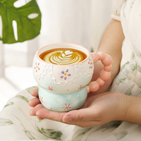 Mug en céramique écologique créatif, design mignon de dessin animé peint à la main en trois dimensions, compatible micro-ondes, pour boissons chaudes, Saint-Valentin