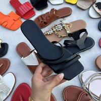 Sandales plates d'automne en cuir PU et maille, ornées de strass, couleurs et tailles variées, en gros, en stock, à prix d'usine, pour femmes, idéales pour la plage