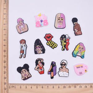 नई आगमन <span class=keywords><strong>nicki</strong></span> मिनाज कार्टून pvc जूता लड़कियों की चप्पल और जूते के सामान के लिए टिकाऊ सिलिकॉन बकसुआ सजावट - Product Image 4