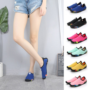 Chaussures de yoga et de fitness à séchage rapide, sandales de randonnée et de rivière, chaussures de natation pour hommes et femmes, vente en gros du fabricant - Product Image 1