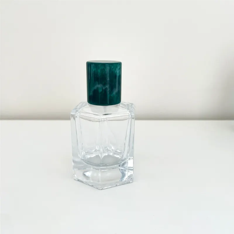 Luxury Cylinder Parfum Botol 30ml Heavy Base Glass Perfume Bottle 50ml Empty Glass Fragrance Parfum Spray Bottle With Wooden Cap