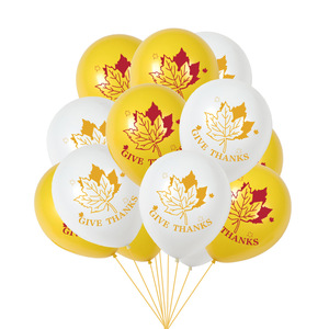 Kit de décoration pour fête de Thanksgiving avec ballons et bannière imprimés feuilles d'érable et dindes pour célébrations festives à la maison, en classe ou au bureau - Product Image 3