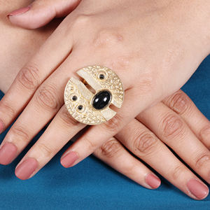 Anillo de Ónice Negro en Oferta, Chapado en Oro, Ajustable, para Uso Diario - Product Image 2