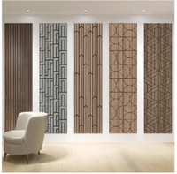 Panneaux acoustiques insonorisants en bois de noyer à lattes de 600*2400 mm, panneaux acoustiques muraux insonorisants pour l'intérieur