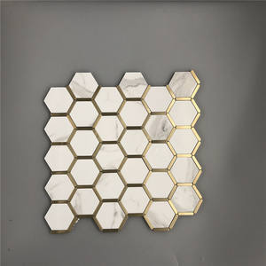 Tuile de mosaïque <span class=keywords><strong>hexagonale</strong></span> en céramique de stock d'usine d'épaisseur de 6-8mm de conception moderne pour des projets de mur intérieur d'hôtel - Product Image 3