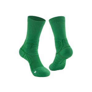 Wholesale Quality Elite Basketball Performance Crew <b>Socks</b> Terry Lined Summer Breathable Men's <b>Training</b> Football Sports <b>Socks</b> - Product Image 4