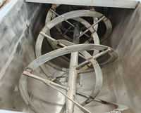 Détergent pour savon en poudre de lait sec semi-automatique Mélangeur d'épices Équipement de mélange Ligne de production à la machine Usine de fabrication automatique