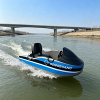 Bateau à réaction électrique en matériau PEE, moteur refroidi par eau 15 kW, batterie au lithium ternaire 72V90A, vitesse maximale 40 km/h, charge maximale 300 kg, 2 places