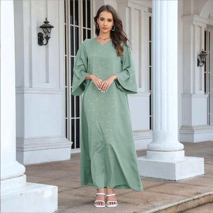 2023 Hot Sale Middle Eastern Arab Islamic Fashional Clothing Hot Diamond Loose Dresses Kaftan Abaya Women Muslim Dress