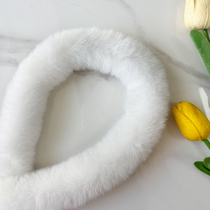 Bandes de <span class=keywords><strong>fausse</strong></span> fourrure de castor pour sapin de Noël, idéales pour les accessoires DIY faits main avec bords frangés - Product Image 3