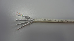 Câble réseau Ethernet LAN 23AWG 0.57MM 1000mhz résistant aux UV CAT7A CAT7 <span class=keywords><strong>CAT</strong></span> <span class=keywords><strong>7A</strong></span> SFTP PVC + PE pour enterrement direct extérieur - Product Image 3