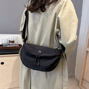 Bolso Bandolera Impermeable Ultraligero de Verano Estilo Japonés para Logotipo, de Nylon Unisex, Versátil, Tipo Sillín de un Solo Hombro - Product Image 2