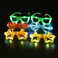 Lunettes Led bon marché plastique clignotant lunettes jouets en vrac batterie remplaçable lumière clignotante pour fête néon