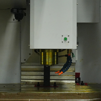 Centro de Mecanizado Vertical de Alta Resistencia VMC1270 BT50 con Husillo de Alta Rigidez, Cuerpo de Hierro Fundido, 3 Ejes y Control FANUC