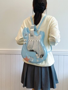 Sac personnalisé en forme de <span class=keywords><strong>guitare</strong></span> rétro sac à dos personnalisé pour femmes en cuir <span class=keywords><strong>guitare</strong></span> basse sac à main unique Rivet mode - Product Image 4