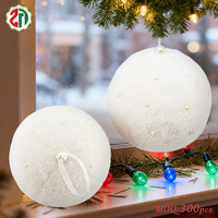 Boule de Noël en mousse vintage faite à la main avec des perles blanches pour la décoration de l'arbre de Noël, cadeau de fête