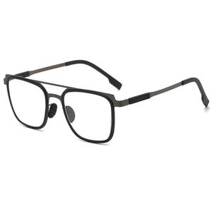 フォトクロミック老眼鏡プログレッシブマルチフォーカス遠近両用大型フレーム老眼鏡 - Product Image 1