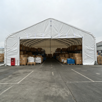 Tente d'entrepôt en bâche PVC robuste de grande capacité pour le stockage en extérieur de bobines d'acier, tuyaux, barres d'armature et poutres