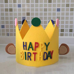 Chapeaux d'<span class=keywords><strong>anniversaire</strong></span> en feutre personnalisés 2026 – Chapeaux d'<span class=keywords><strong>anniversaire</strong></span> pour enfants avec nom brodé <span class=keywords><strong>personnalisé</strong></span> et couronne pour la décoration de fête - Product Image 4