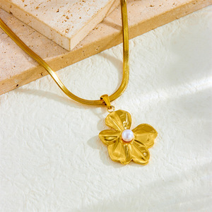 Gold Plated Flower Pearl Pendant Necklace Stainless Steel Chain Gift Jewelry - Product Image 2