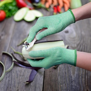 Guantes de Seguridad Verdes de Punto Sin Costuras para Trabajadores, Jardineros y Conductores - Product Image 4