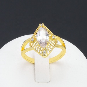 Bagues JXX de luxe plaquées or de Dubaï pour femmes, bijoux de doigt tendance en laiton avec zircon et diamant en cuivre, vente chaude - Product Image 2