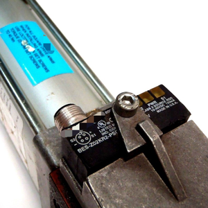 Novo Original Pronto P82G63-3100U. Controlador de Programação PLC para Automação Industrial em Armazém - Product Image 1