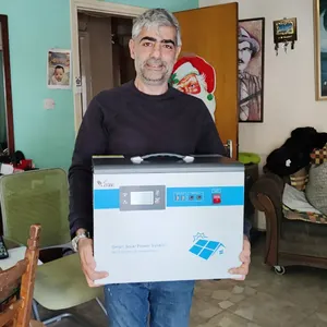 Yüksek kapasiteli güneş jeneratör 300w 500w güneş jeneratör kamp için