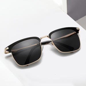 Lunettes de soleil unisexes transfrontalières, monture dorée, verres TAC polarisés UV400, monture complète, style tendance - Product Image 1