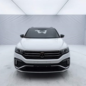 Volkswagen <span class=keywords><strong>T</strong></span>-<span class=keywords><strong>ROC</strong></span> 280TSI DSG R-<span class=keywords><strong>Line</strong></span> Pro SUV Turbo 2021 Usado, SUV Deportivo Compacto Alemán - Product Image 1