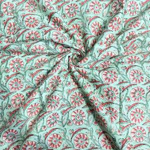 Tela de Algodón Puro Estampada a Mano con Diseño Floral en Verde Menta Claro y Rosa Coral, Estampado Artesanal - Product Image 1