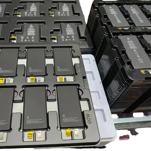 High-Performance Replacement Battery for iPhone Compatible with IOS 18 for Extended Lifespan & Reliable Power Use