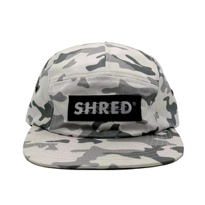 Gorra de Béisbol de 5 Paneles con Parche Bordado Personalizado de Tela de Camuflaje, Gorra de Nylon Unisex para Uso Casual, Diseño Moderno - Product Image 1