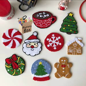 Ornements faits à la main DIY boîtes mystère idées cadeaux boîte aveugle broderie à la main poinçon aiguille tasse tapis sous-verre pour articles cadeaux - Product Image 6