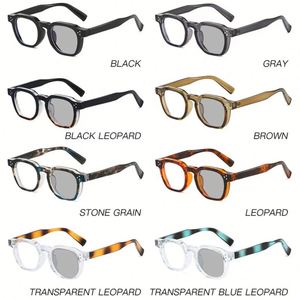 แว่นตาเปลี่ยนสีวินเทจ รุ่นโลโก้คัสตอม 2026 ทรงเหลี่ยมหลายเหลี่ยม พร้อมหมุดตกแต่ง ป้องกันแสงสีฟ้า เปลี่ยนสีได้ตามสภาพแสง สำหรับผู้ชายและผู้หญิง - Product Image 4