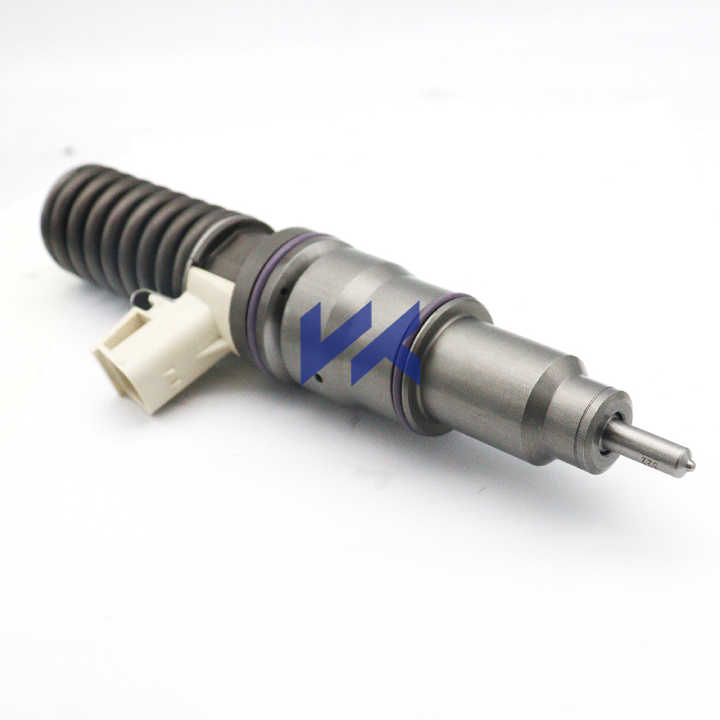 Fuel Injector 33800-84700 BEBE4L00001 BEBE4L00102 Common Rail Diesel ...