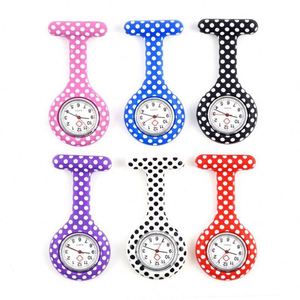Montre d'infirmière en silicone à motifs tendances Broche d'infirmière Tunique Fob Montre de poche Quartz Cadran inoxydable - Product Image 4